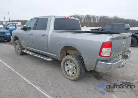 2021 Ram 2500 Big Horn 4X4 6'4 Box z USA, uszkodzony, nr VIN 3C6UR5DL3MG652872